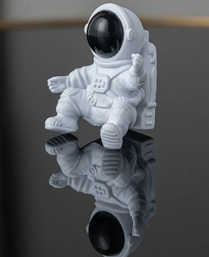 Galactic Gentlemen Sun sitter Lamp