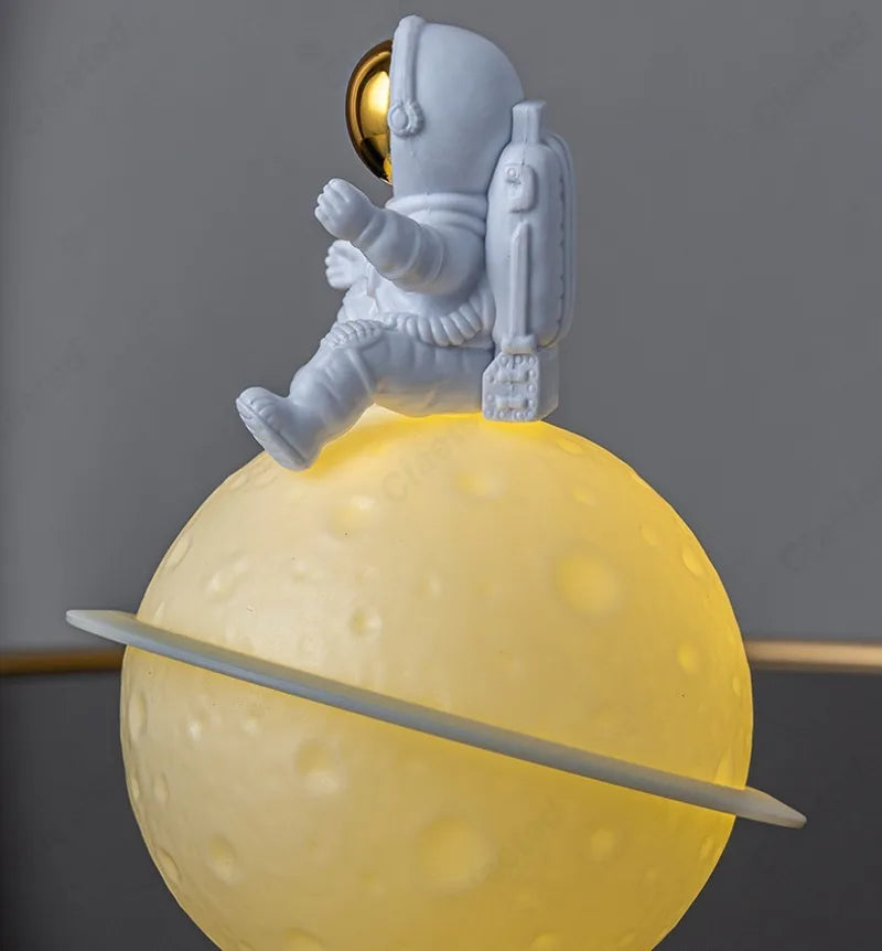 Galactic Gentlemen Sun sitter Lamp