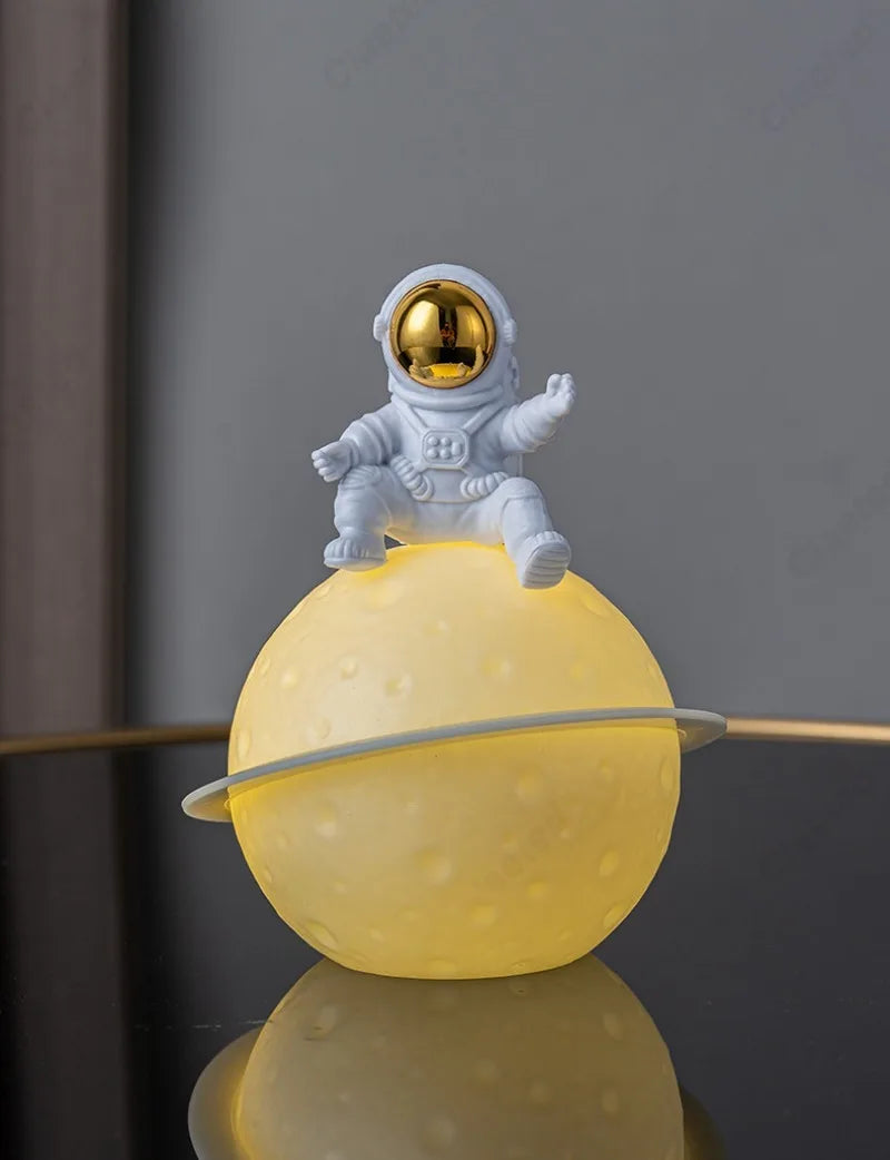 Galactic Gentlemen Sun sitter Lamp