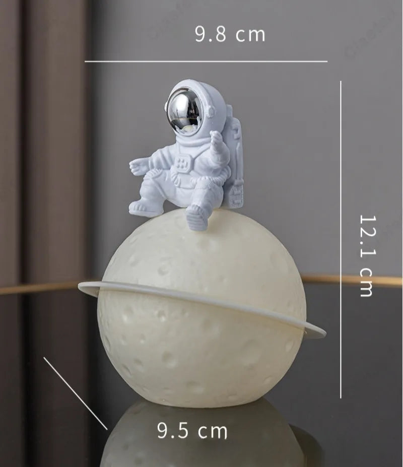 Galactic Gentlemen Sun sitter Lamp